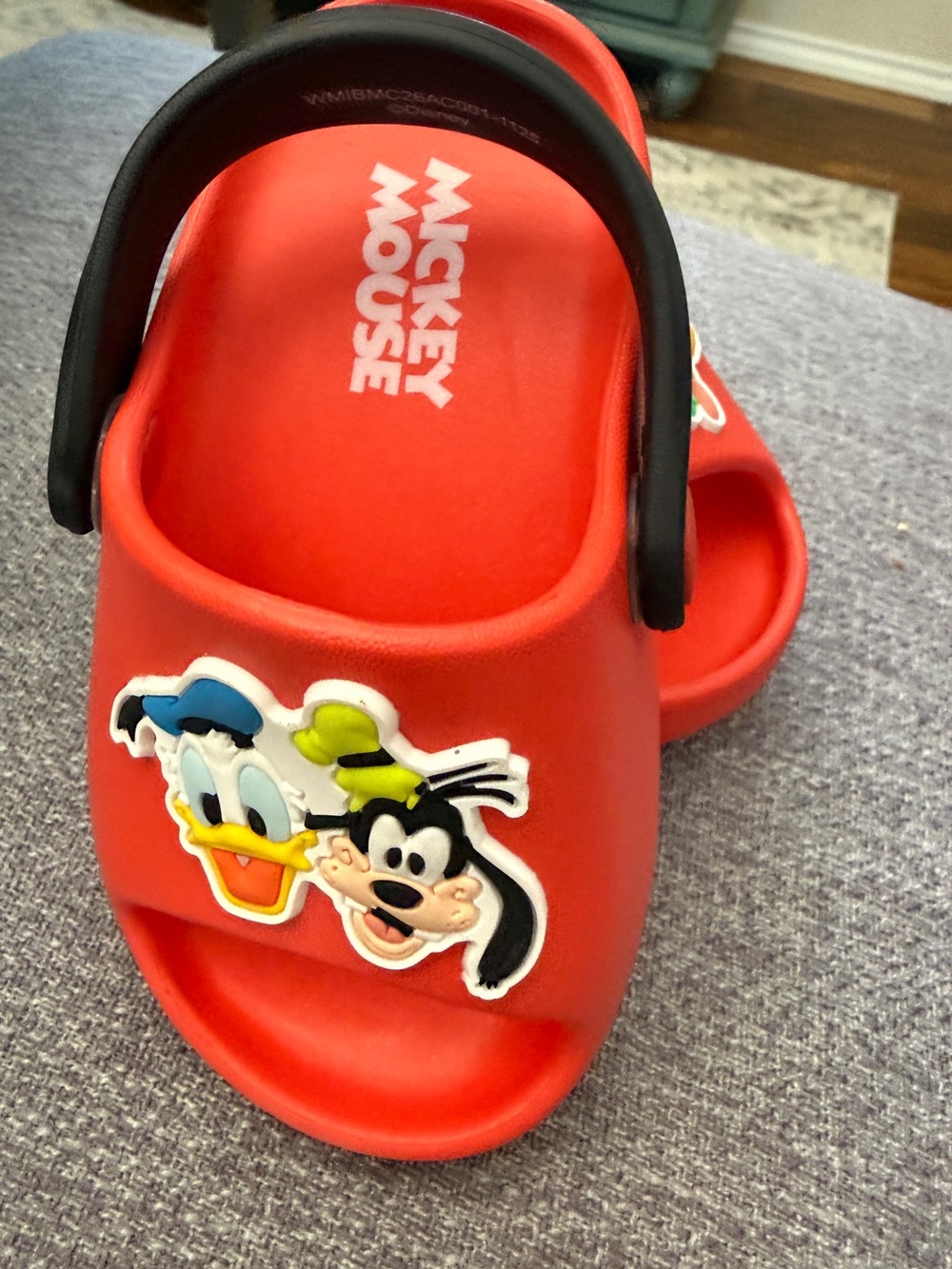NWOT Mickey Mouse Baby Slide Sandals - Picture 6 of 8